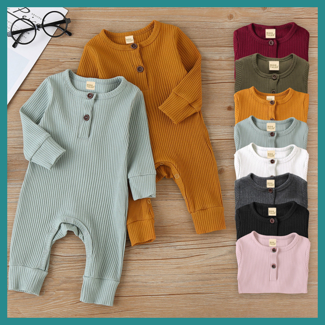 Barboteuse Mixte – Un indispensable de la garde-robe estivale de bébé, alliant confort, style et praticité.