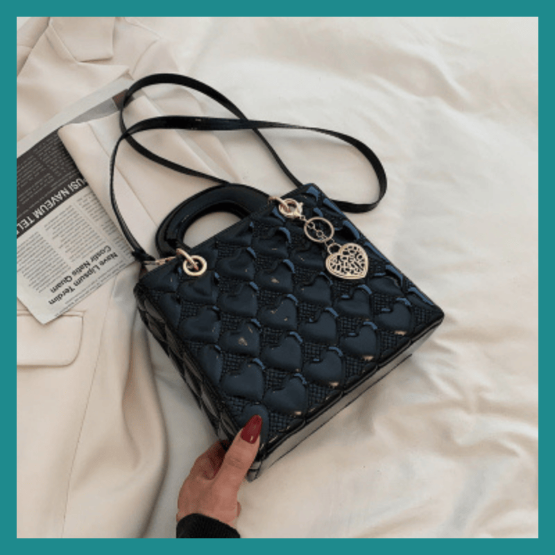 Sac à Main en Cuir Verni pour Femme – L’élégance brillante pour un style irrésistible