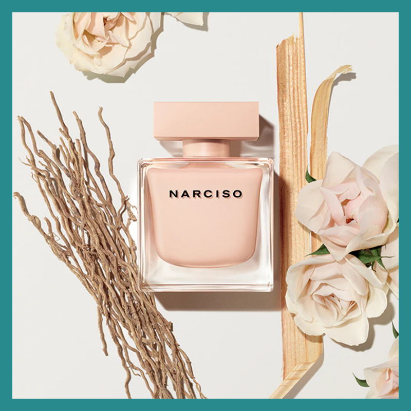 Eau de Parfum Poudrée Narciso – Révélez Votre Féminité Avec Une Senteur Douce Et Sensuelle
