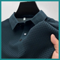 Chemise décontracté à manches courtes pour hommes et respirant, idéal pour un style d’affaires décontracté