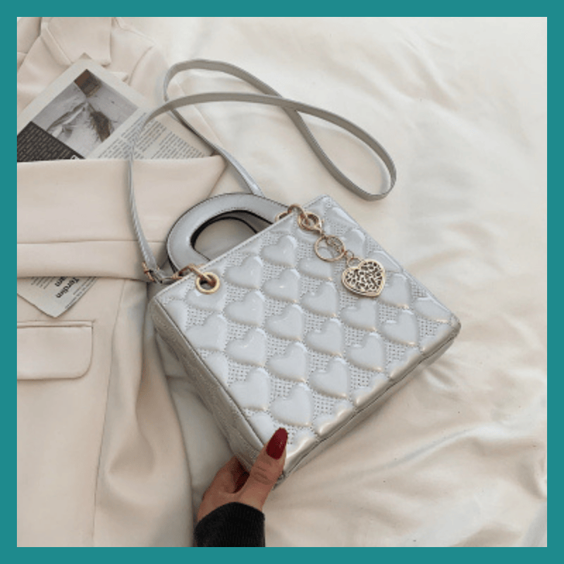Sac à Main en Cuir Verni  pour Femme – L’élégance brillante pour un style irrésistible