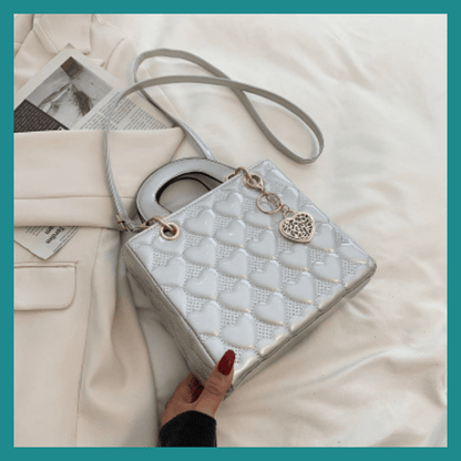 Sac à Main en Cuir Verni  pour Femme – L’élégance brillante pour un style irrésistible